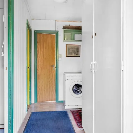 By Veddinge In Charming 70s Style * Farevejle