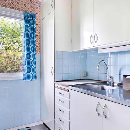 By Veddinge In Charming 70s Style * Farevejle