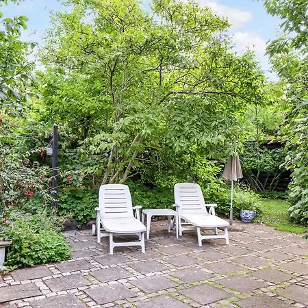 By Veddinge In Charming 70s Style *