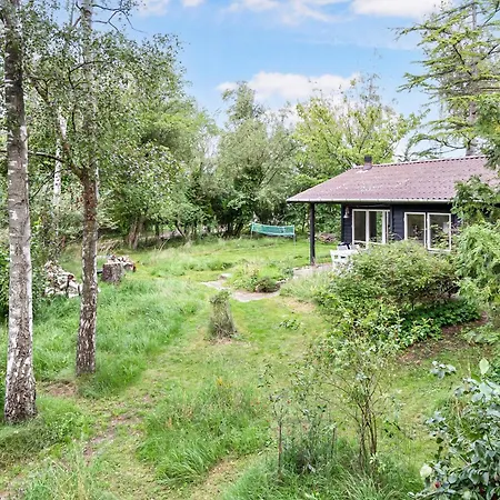 Ved Veddinge I Hyggelig 70er Stil Feriehus Fårevejle